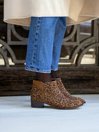 Bottines Moyen Talon Cuir Daim Léopard - Femme
