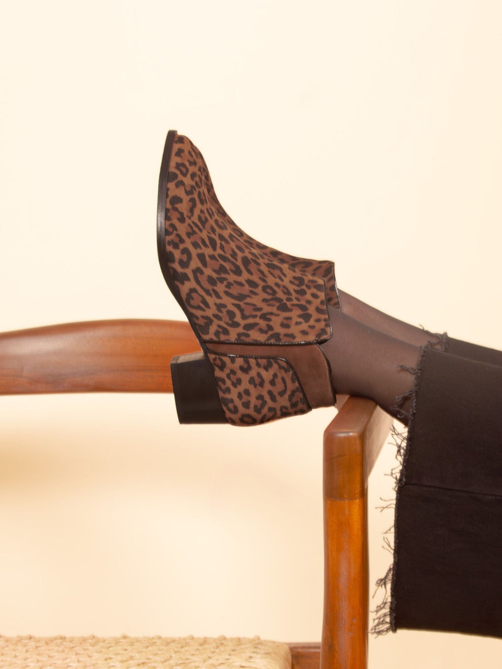 Bottines Moyen Talon Cuir Daim Léopard - Femme