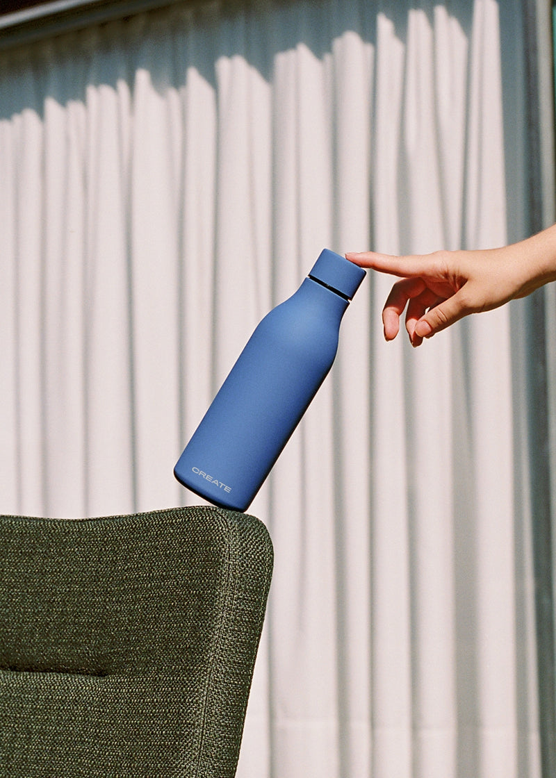 Bottle Studio - Bouteille Thermos En Acier Inoxydable 550ml - Bleu Cobalt