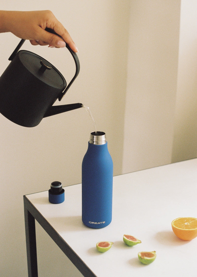 Bottle Studio - Bouteille Thermos En Acier Inoxydable 550ml - Bleu Cobalt