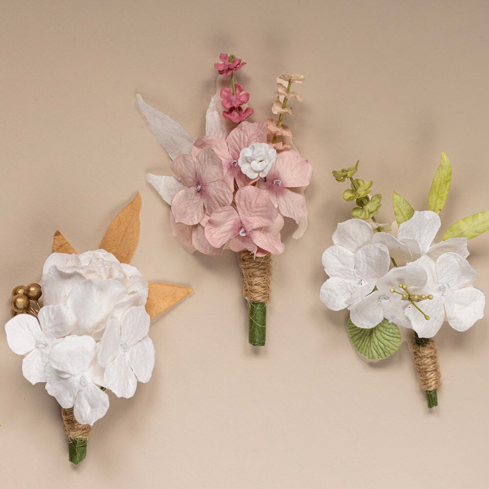 Boutonnière Fleurs En Papier Blanc Et Vert