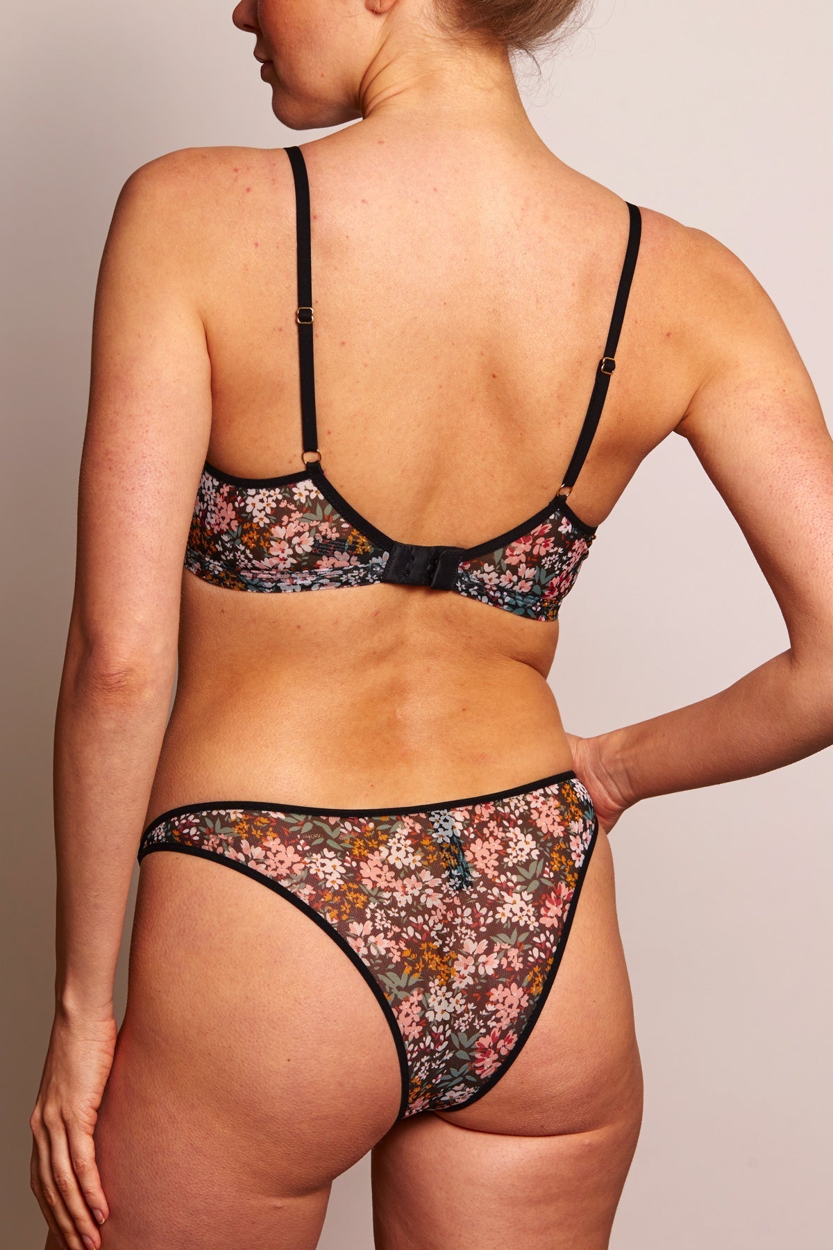 Tanga Tul Gardenia