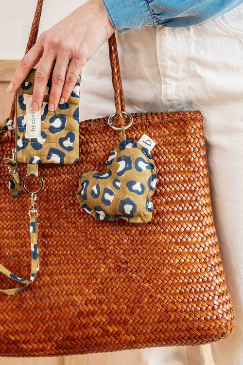Leopard Keychain - Khaki