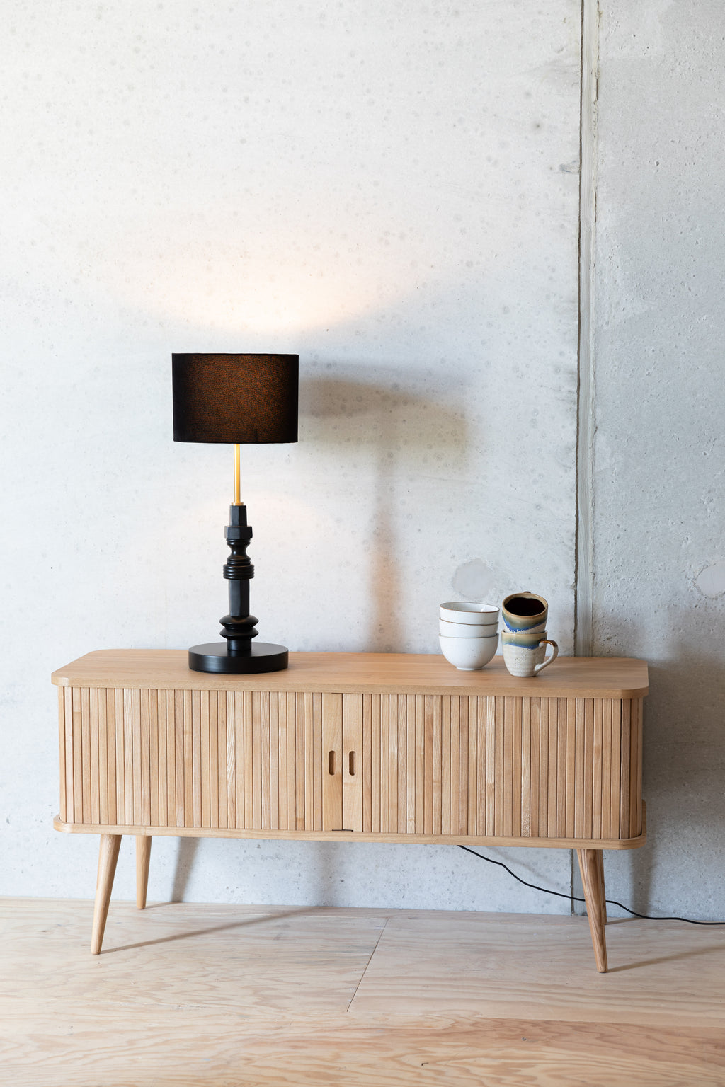 Totem - Table Lamp - Aluminum - Black
