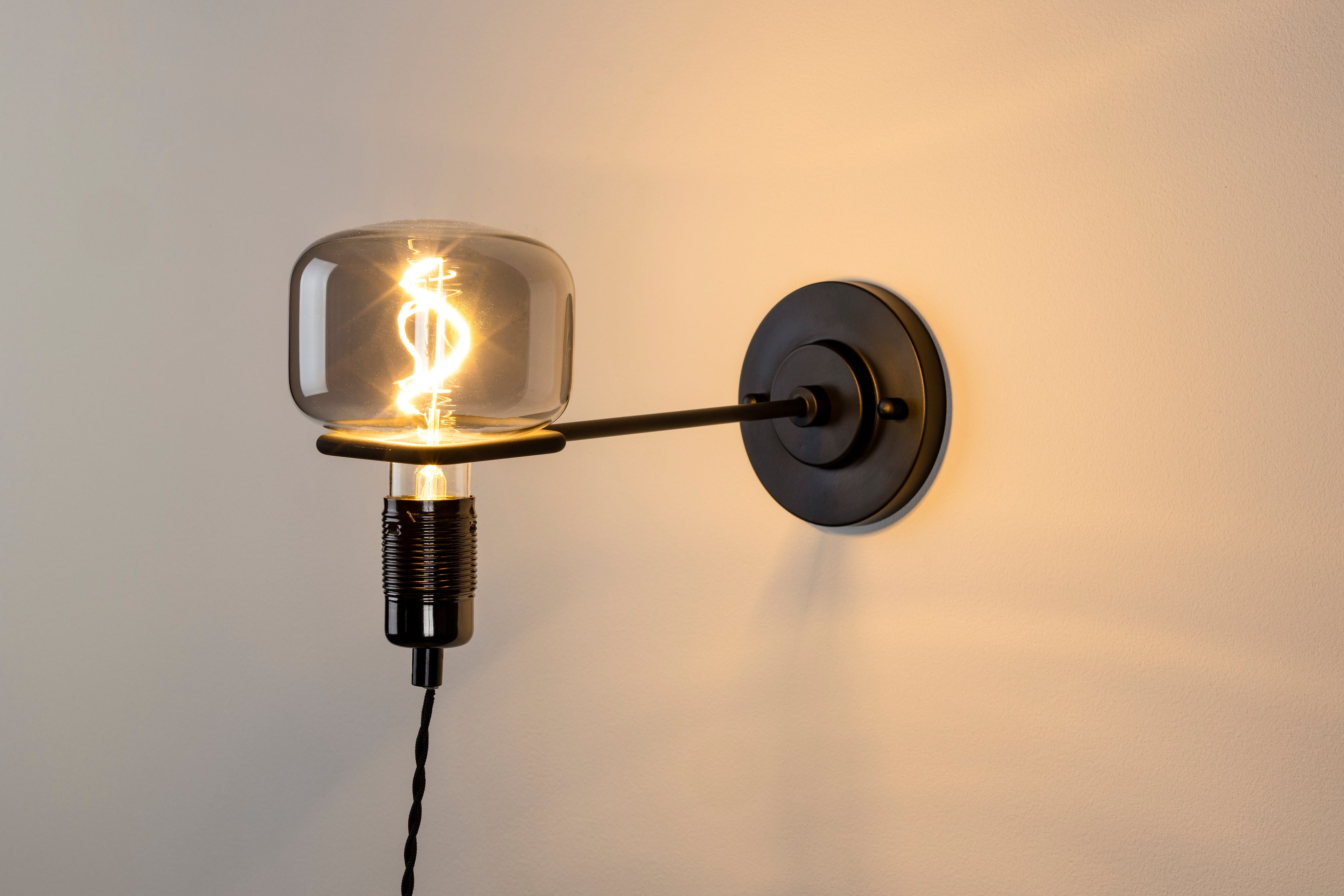 Hazy - Wall Light - Glass - Black