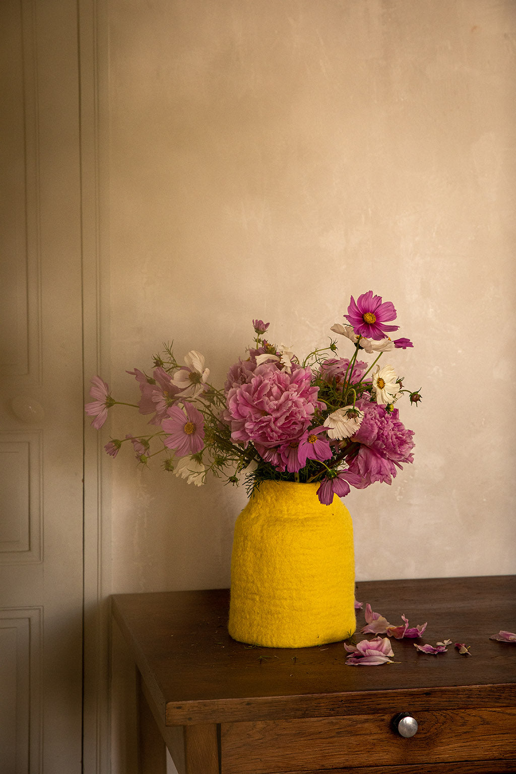Vasfodral Pottery - Citron