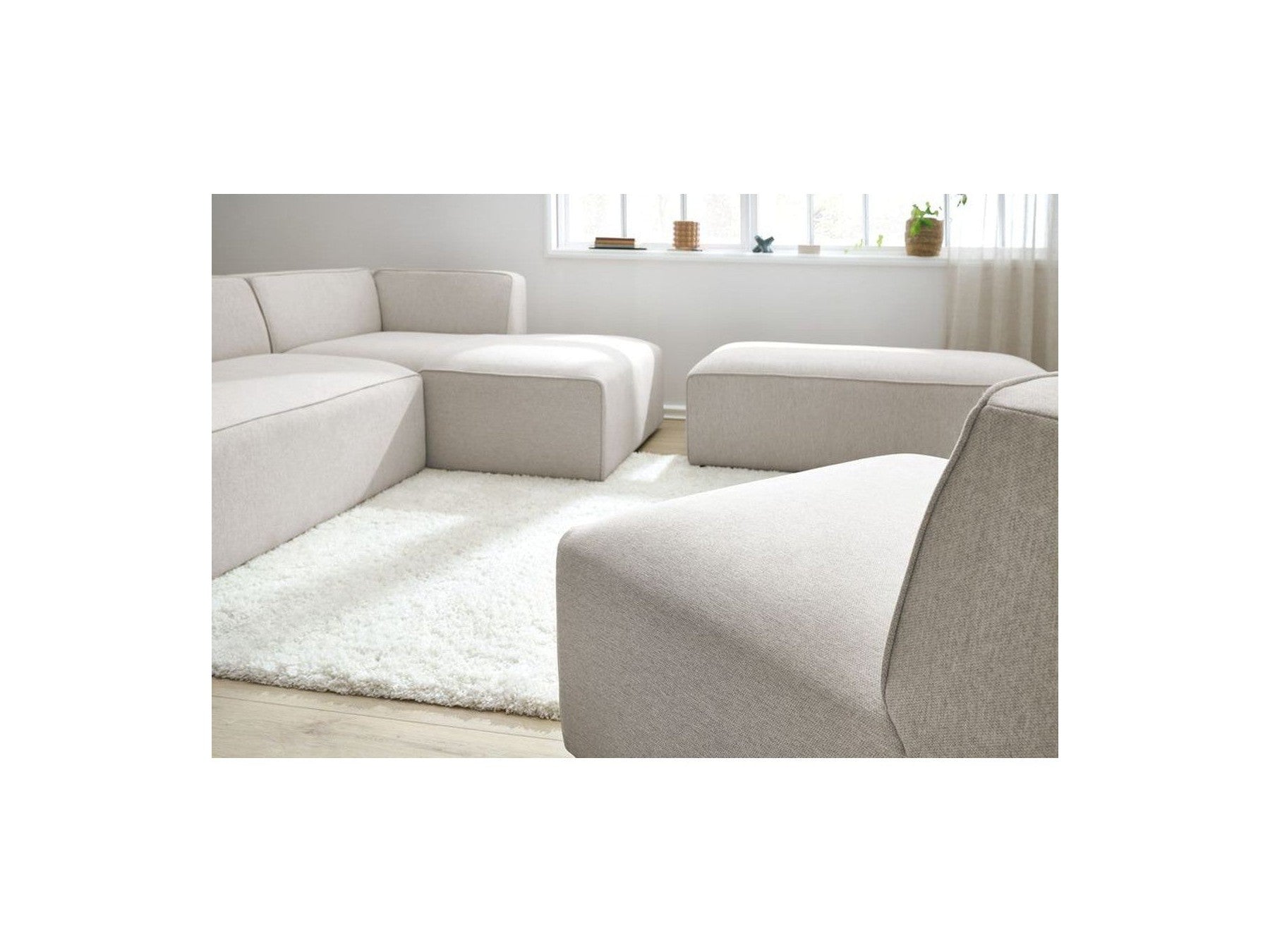 Megeve - Canapé D'Angle Fixe Modulable - Tissu Lisse Avec 1 Chauffeuse Et 1 Pouf - Angle Droit