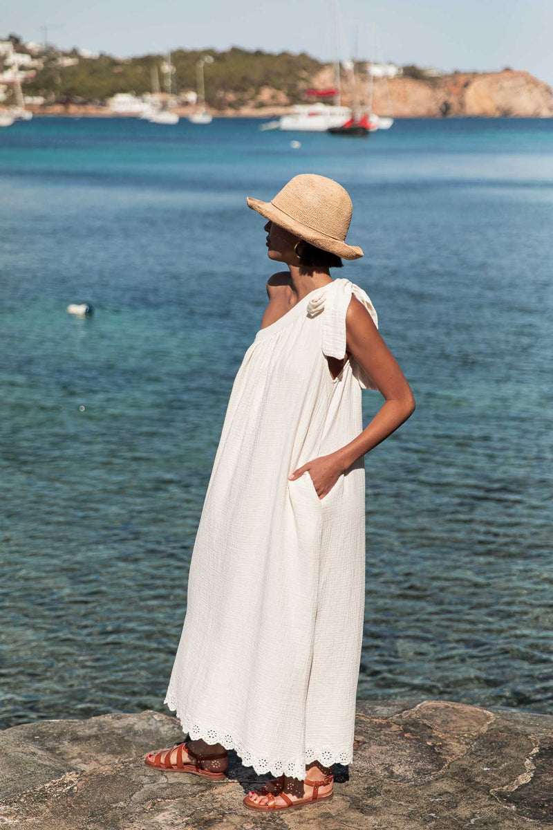 CASSANDRA Écrue - Robe Asymétrique