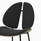 Coccinelle - Silla de terciopelo negro y madera de nogal