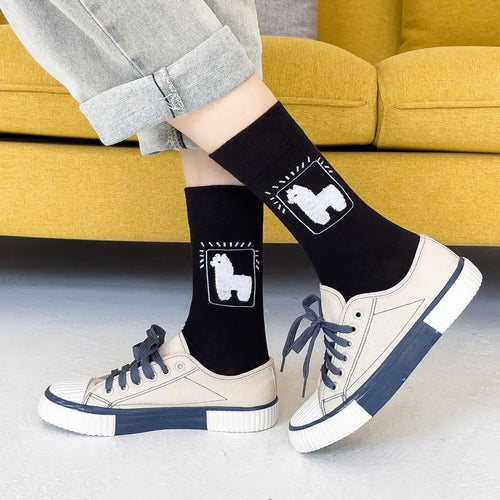 Chaussettes noir longues en coton à motif lama pour adultes | Chaussettes douces et confortables | Disponibles en différentes tailles et couleurs | Un cadeau idéal pour les femmes et les hommes de tous âges