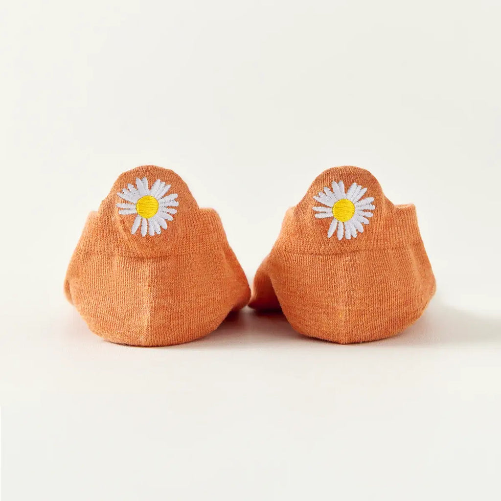 Chaussettes orange en coton à languette fleur pour femme | Chaussettes douces et respirantes | Fabriquées à partir de matériaux de haute qualité | Un cadeau parfait pour les femmes de tous âges