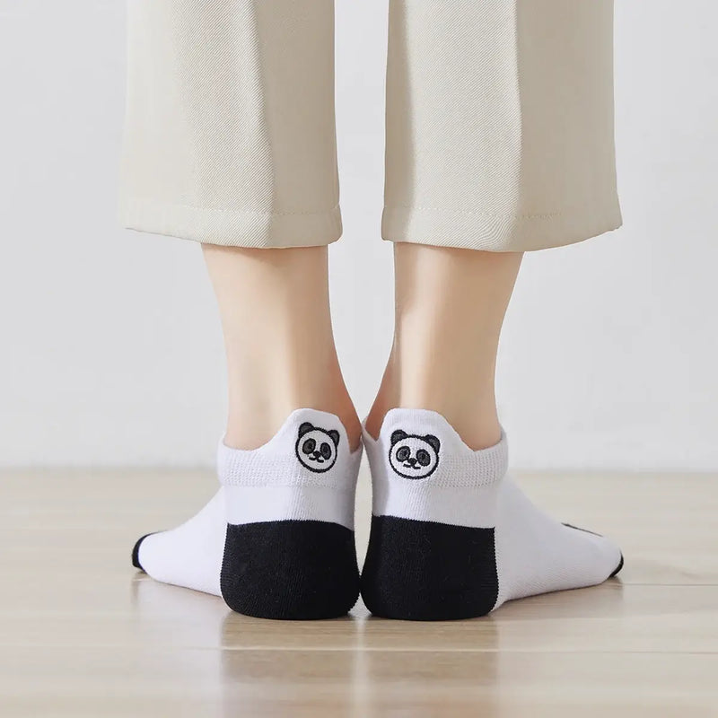 Chaussettes noir et blanc panda en coton à languette jungle pour femme | Chaussettes confortables et élégantes | Idéales pour le quotidien ou les occasions spéciales | Disponibles en plusieurs tailles couleurs