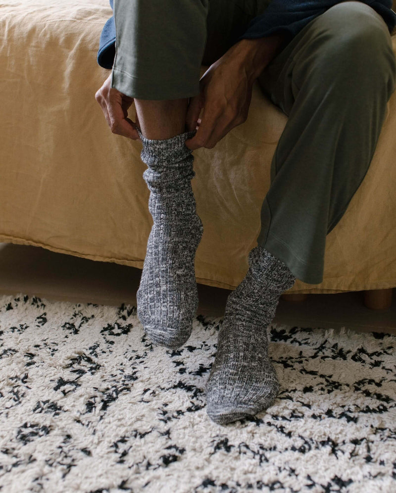 chaussette homme chinée gris foncé Angarde porté