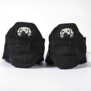 Chaussettes basses motif chien ou chat brodé sur la languette. Disponible en 4 coloris : blanc, beige, gris, noir.