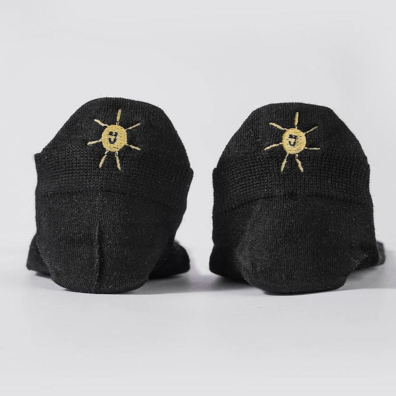 Chaussettes basses femme à languette avec broderie fleur, cœur, tulipe ou soleil. Maintien parfait. Taille 35-41. Douces, gaies et confortables.