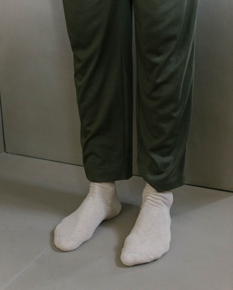 chausson chaussette homme beige clair Angarde porté haut