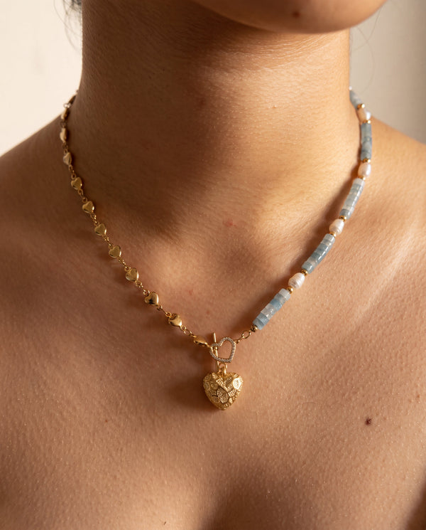 Collier Lara