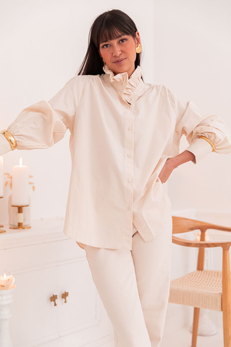 LÉONIE Beige - Victorian Collar Shirt