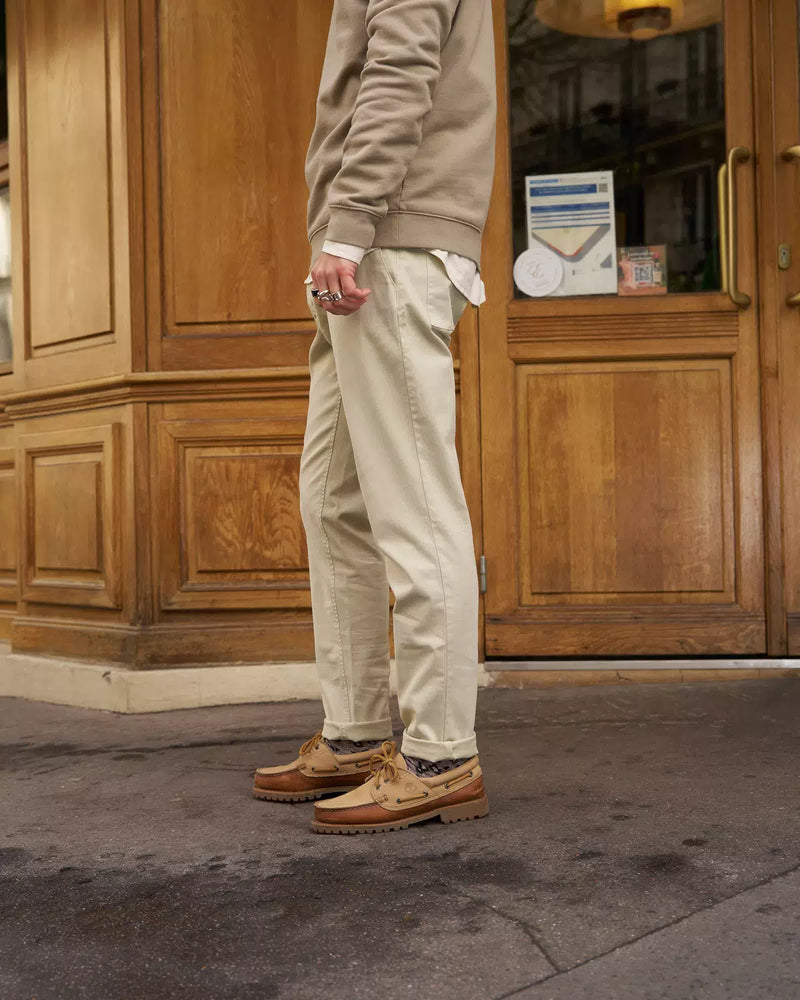 chino en twill beige sable - détails profil