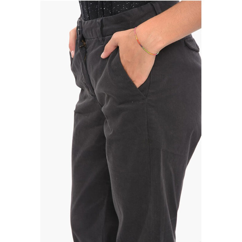 Pantalon Chino Trousers With Slim-Fit And Back Logo Patch