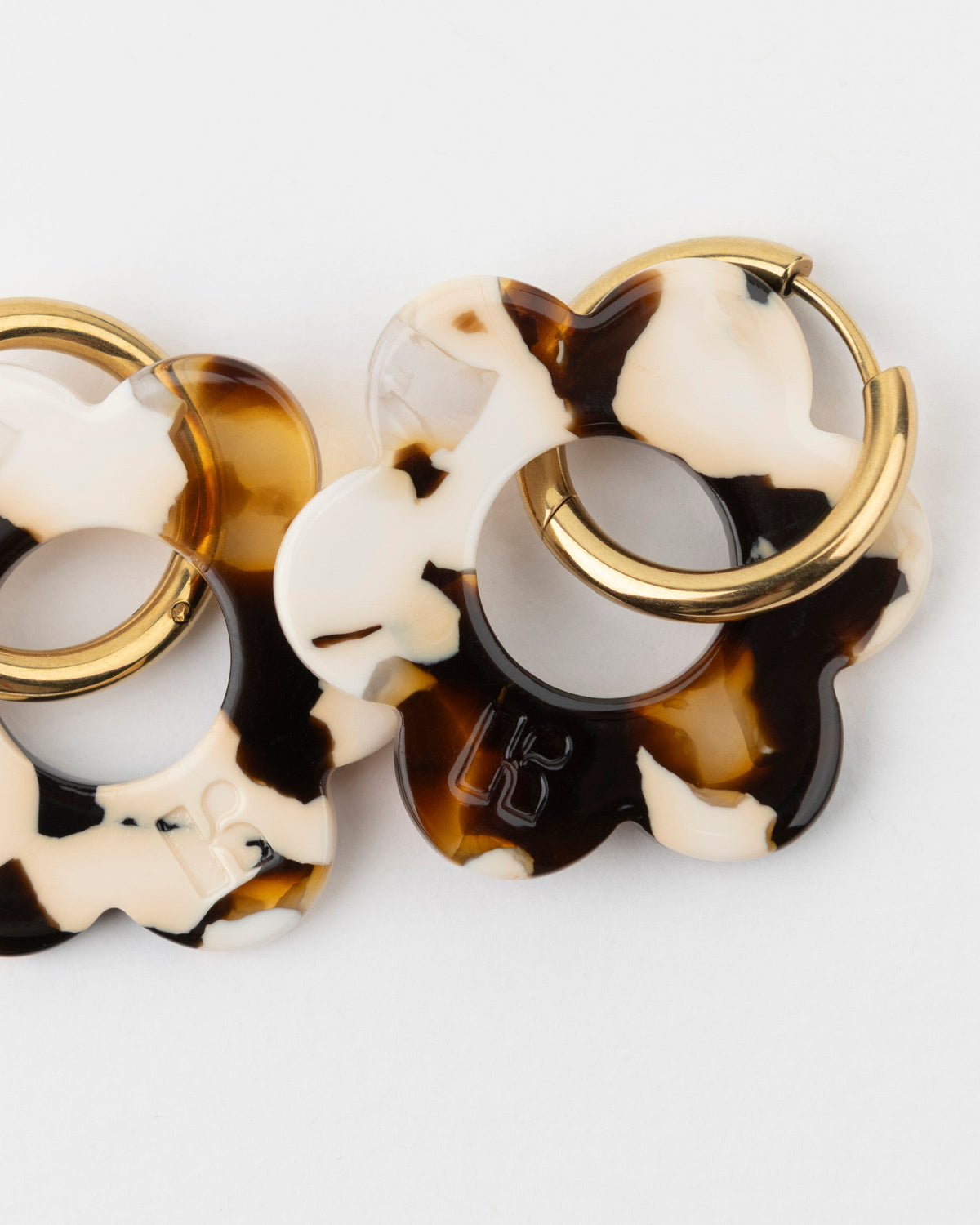 Boucles D'Oreilles Maxi Fleurette - Latte