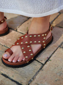 SANDALES MARRONS CLOUTEES COLIBRI PETITE MENDIGOTE