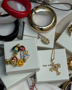 Collier Ava