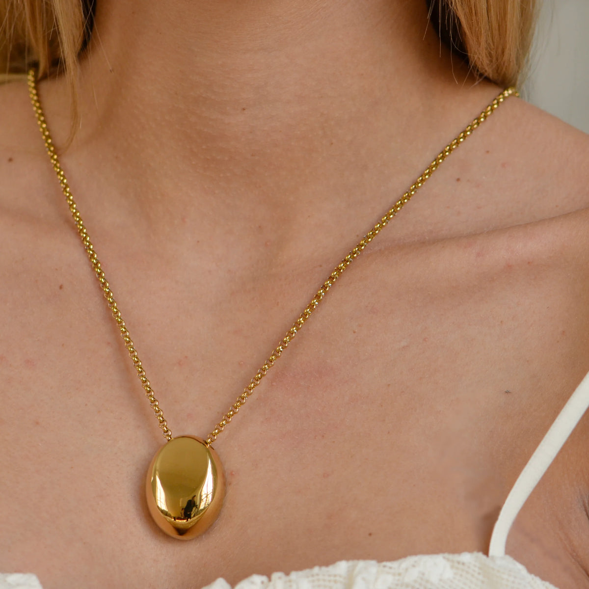Collar Mia