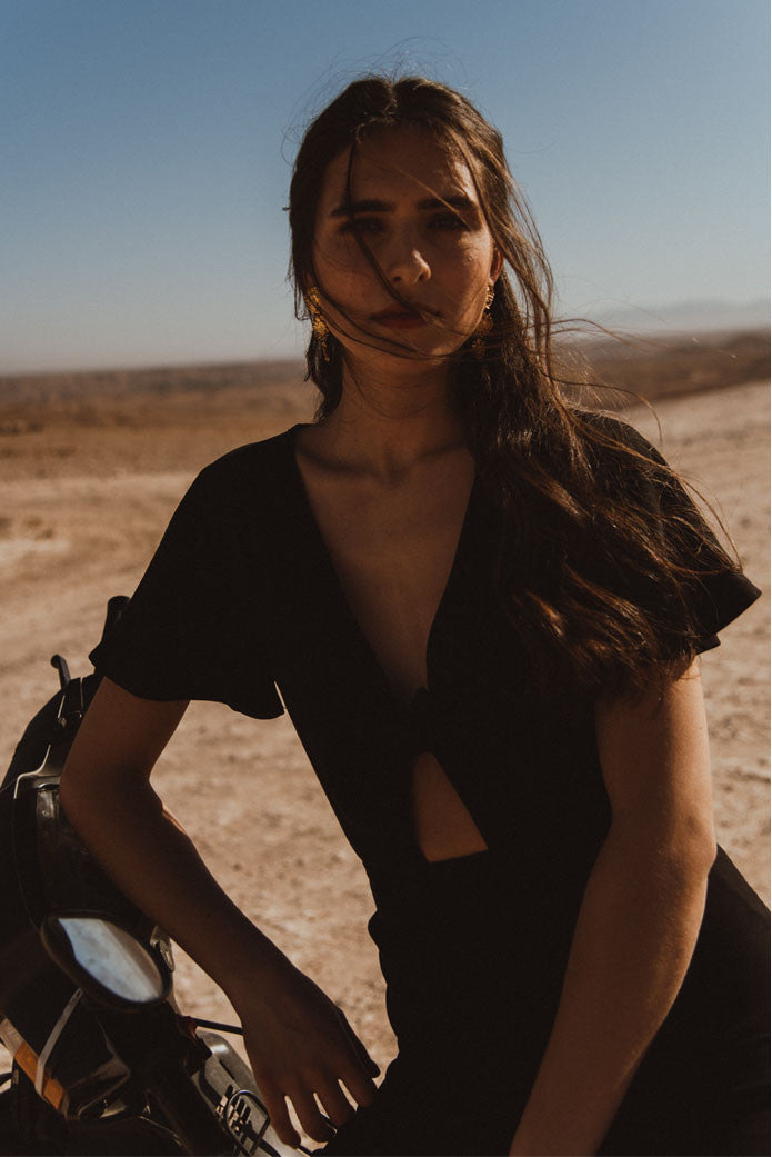 Mono Astrid Negro