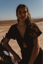 Mono Astrid Negro