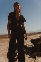 Mono Astrid Negro