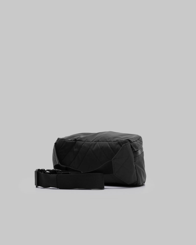 Convert Daypack - Black / Electric Purple