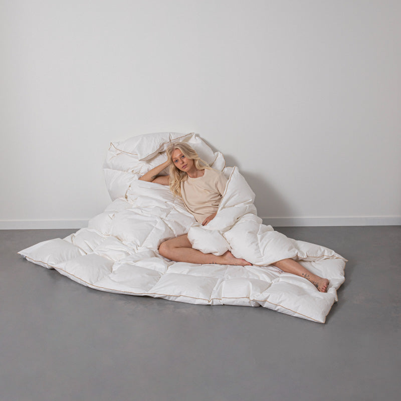 Lightweight 100% Natural Duvet - Feathers & Down