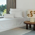 Manta con flecos bimaterial Gatsby - Color blanco