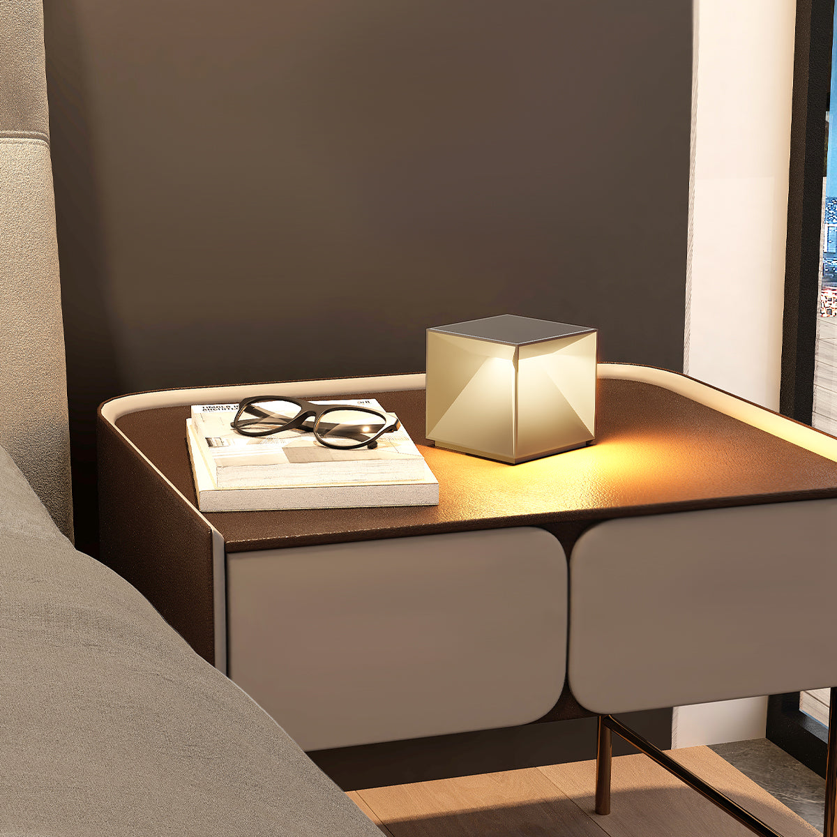 Cubox Mini - Lámpara de noche inalámbrica - Aluminio - Beige