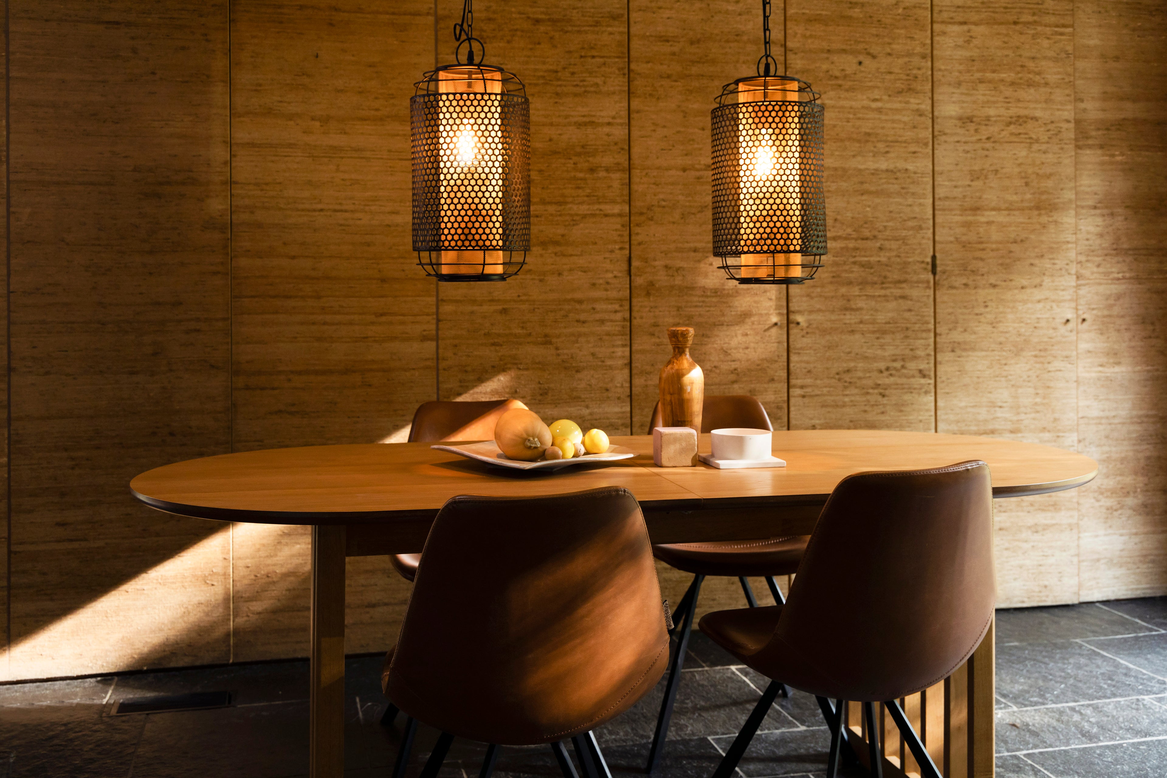 Barlet 200/ - Dining Room Table - Wood - Oak/Brown