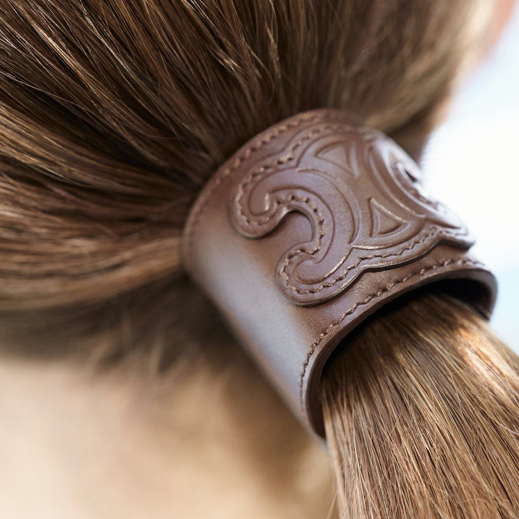 Celine - Pasador de pelo de cuero - Mujeres - Marrón