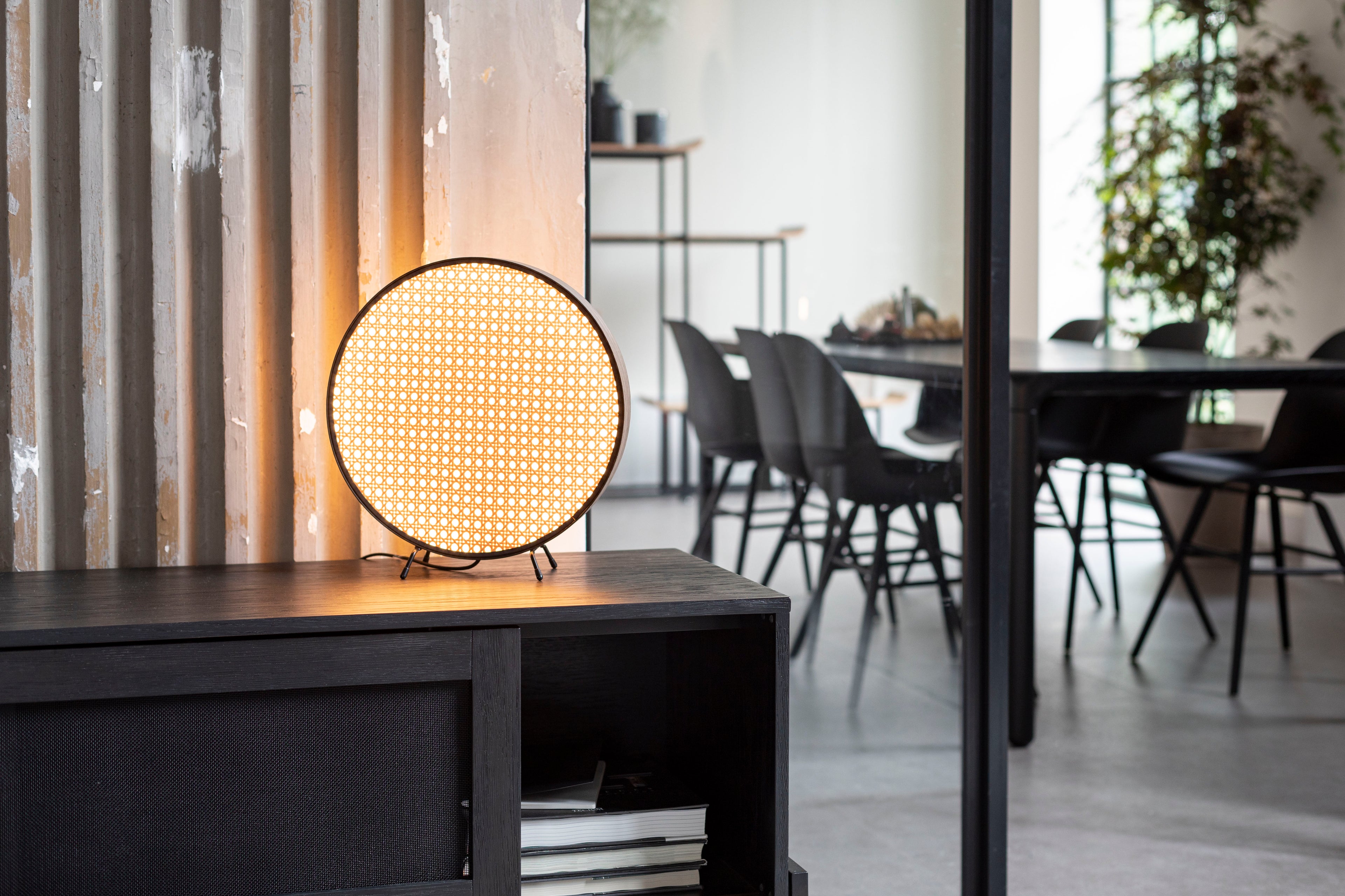 Sien - Table Lamp - Wood - Black/Brown