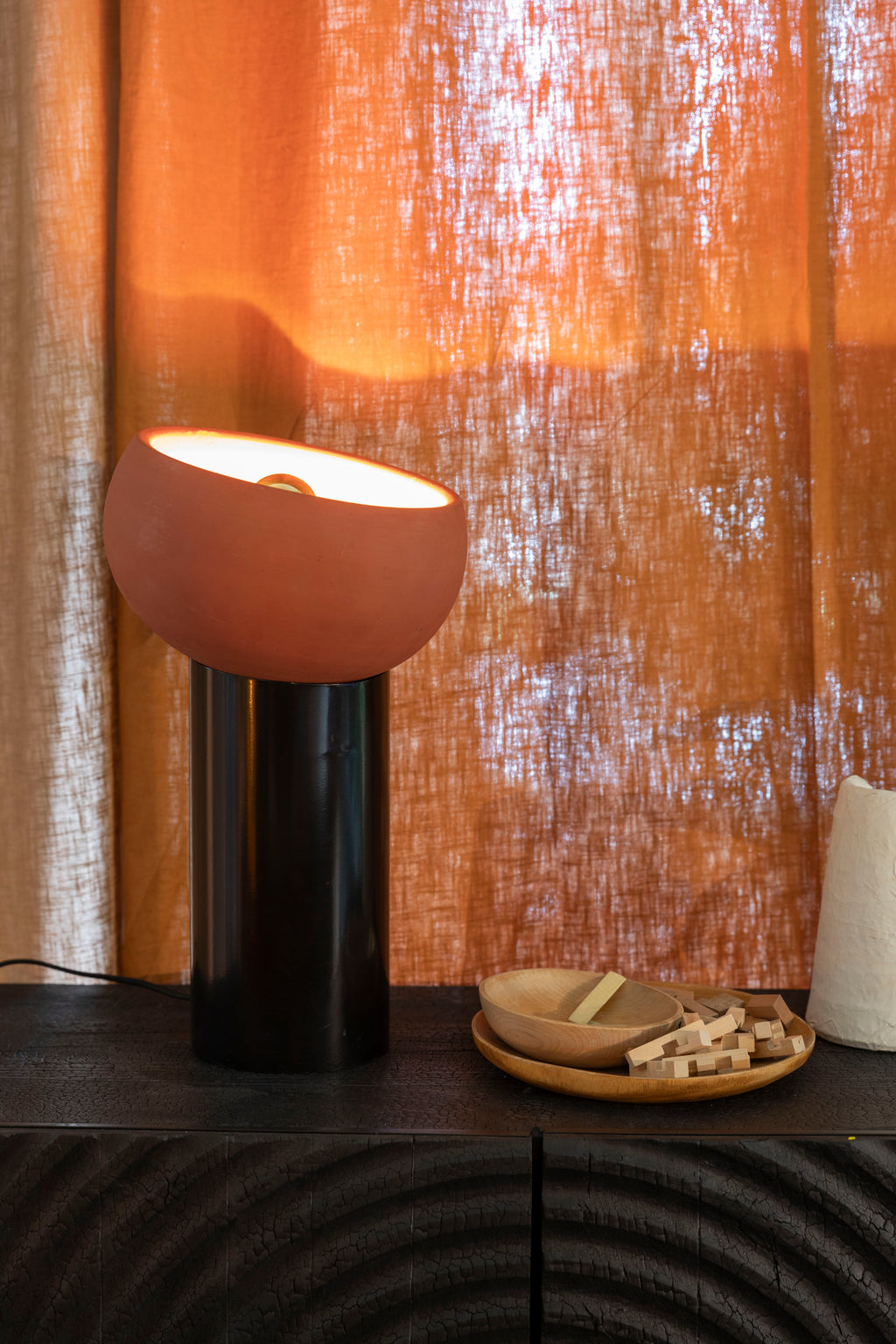 Zahra M - Table Lamp - Ceramic - Red
