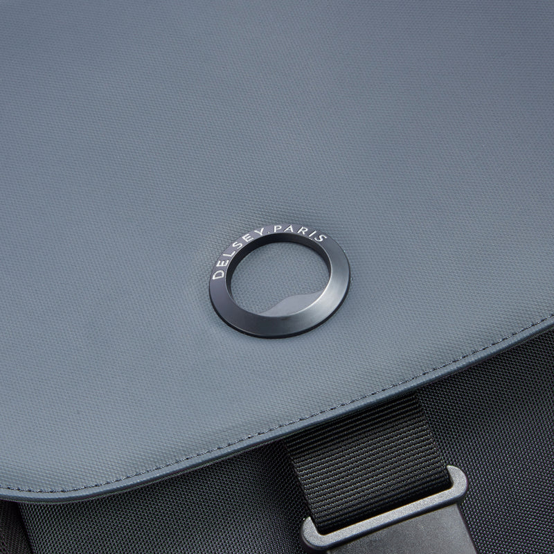 1 Cpt Backpack - 15" PC Protection - Black