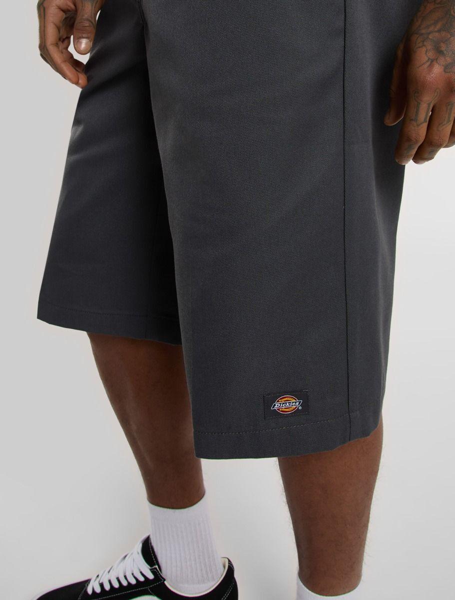 Pantalones cortos multibolsillos Dickies de 15 pulgadas gris marengo Dk0A4Z7Ych01 - Charcoal Grey