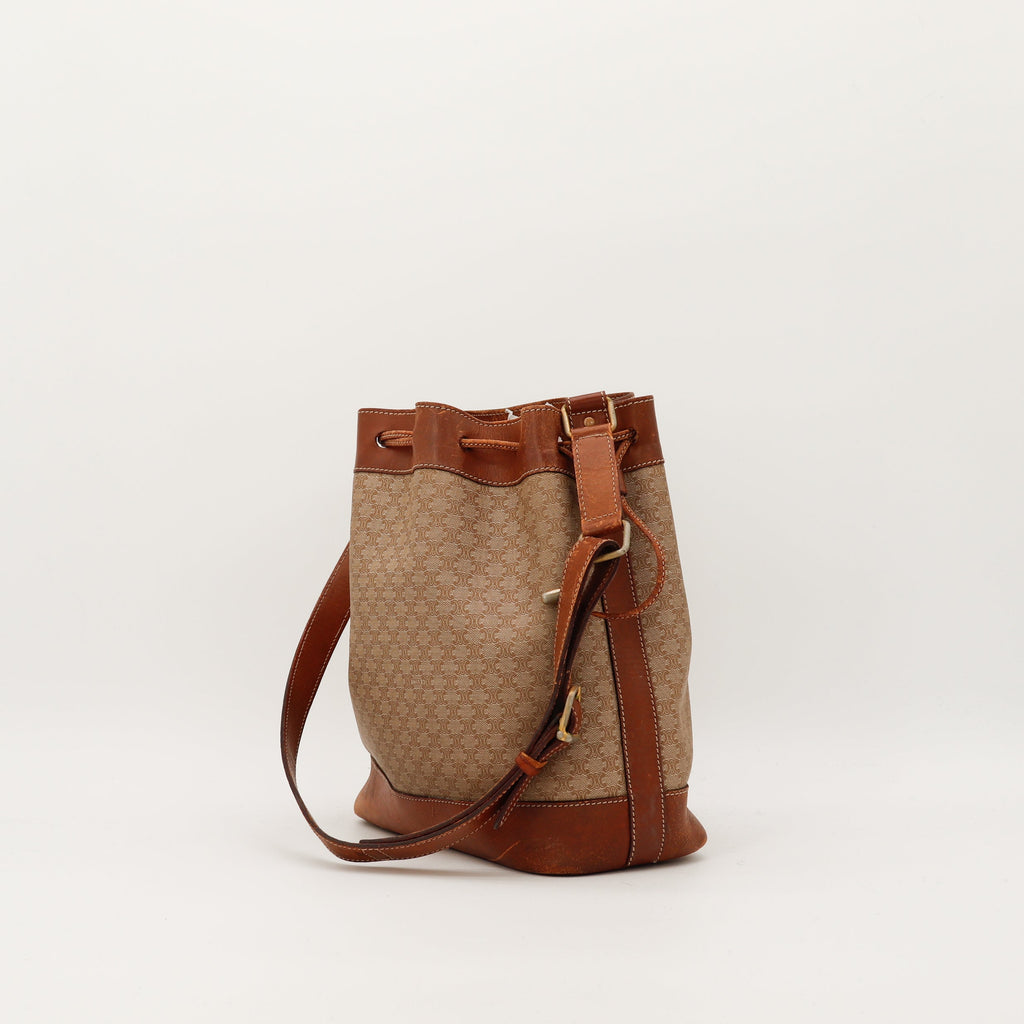El Bolso Bombonera Céline Macadam Claro
