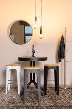 Medium Raj - Mirror - Steel - Black
