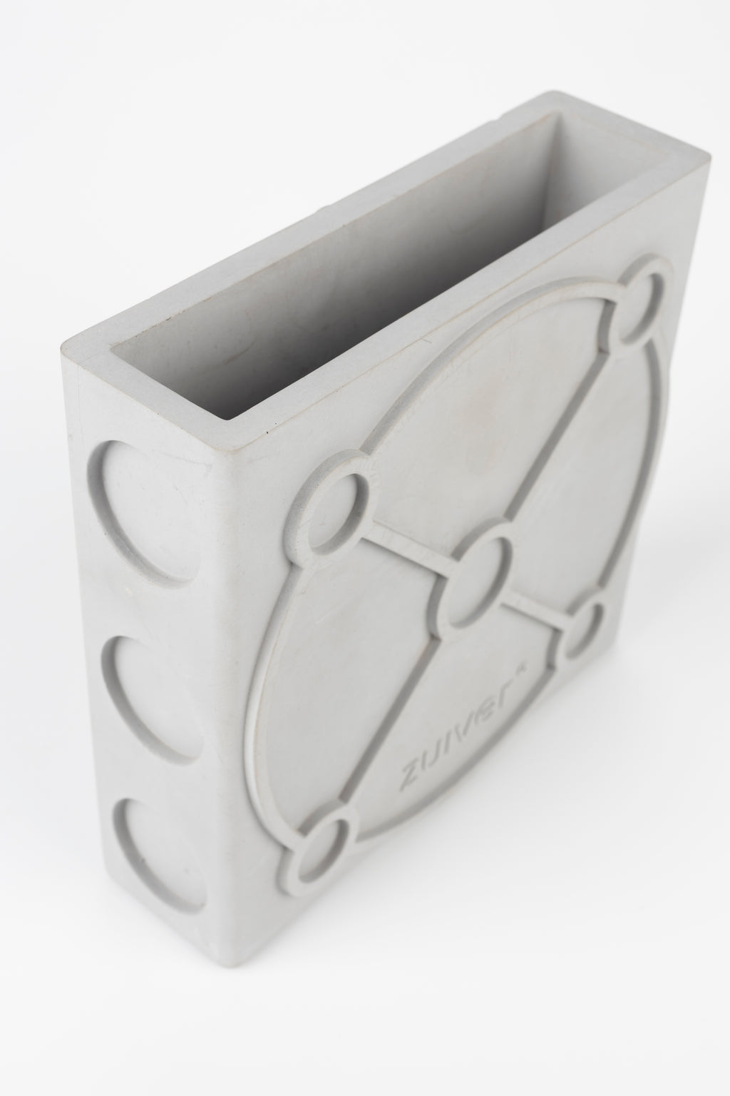 Graphic Plat - Vase - Concrete - Gray
