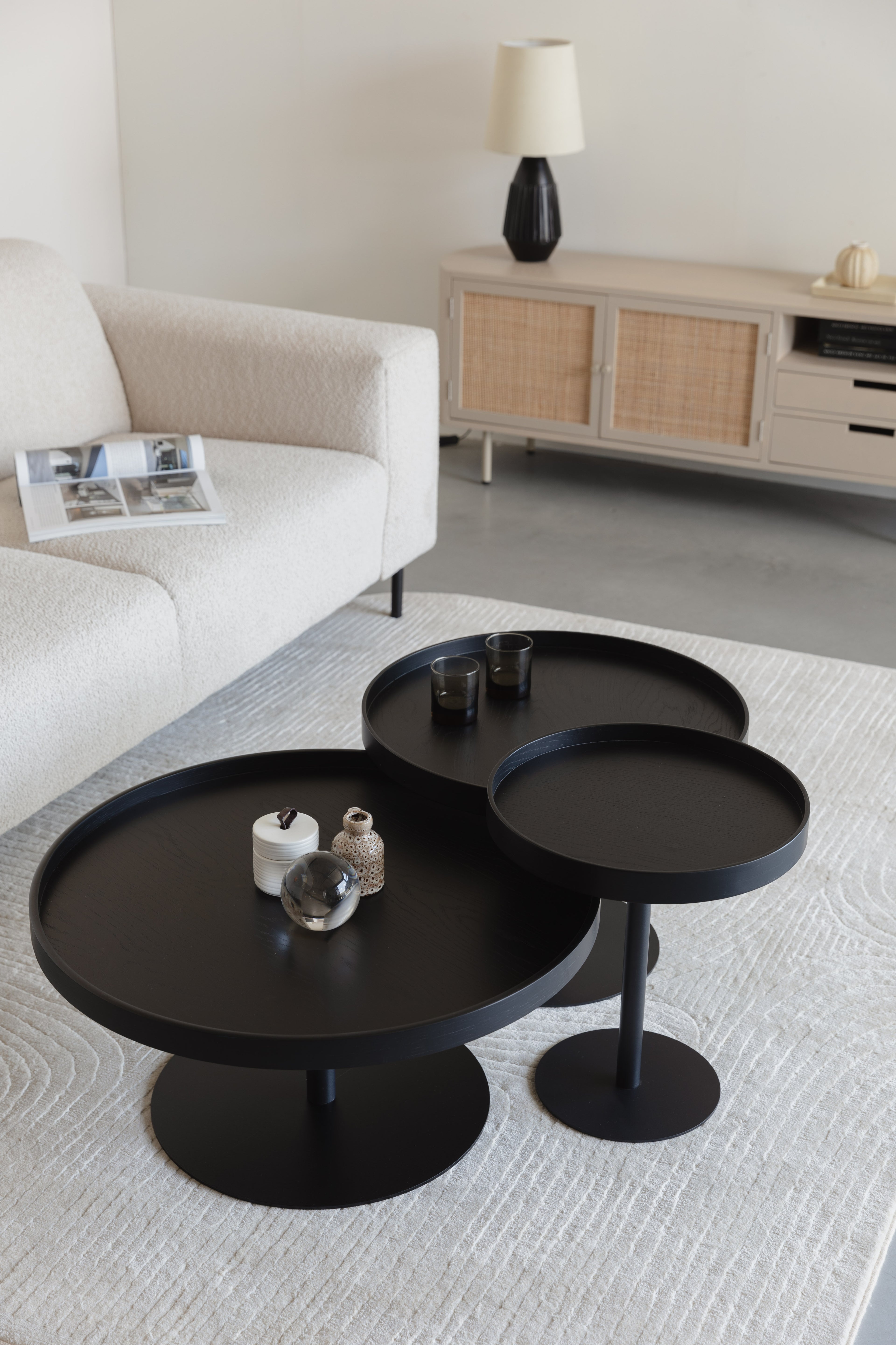 Yuri L - Side Table - Oak Veneer - Black