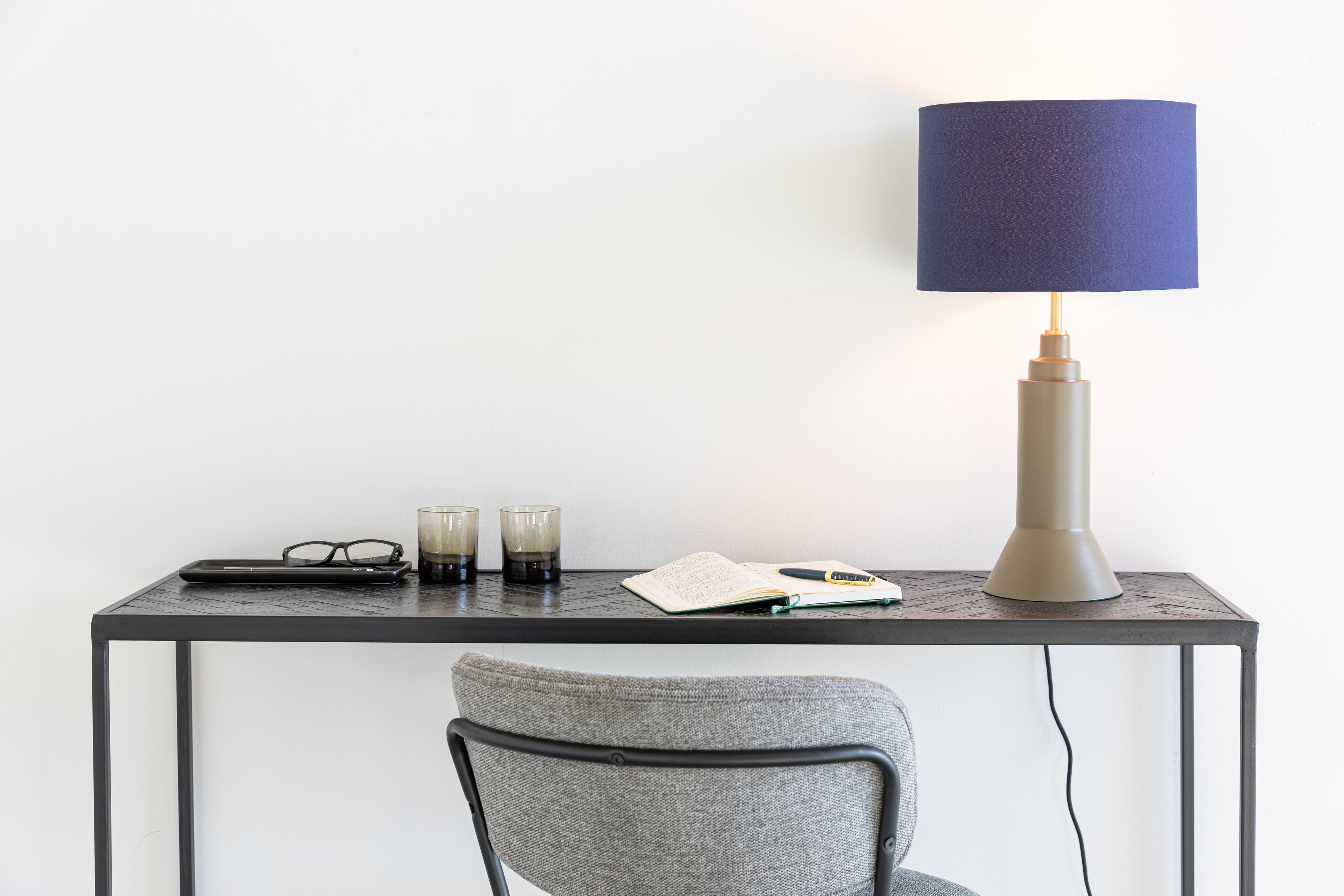 Kaja - Table Lamp - Iron - Dark Blue