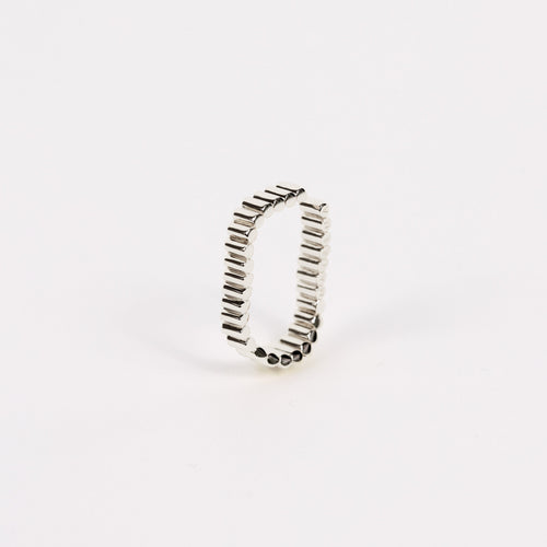Memphis Horizontal Earcuff