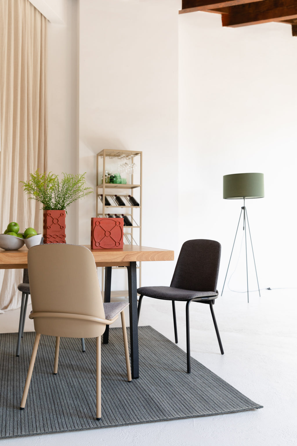 Clip - Dining Room Chair - Fabric - Black/Grey
