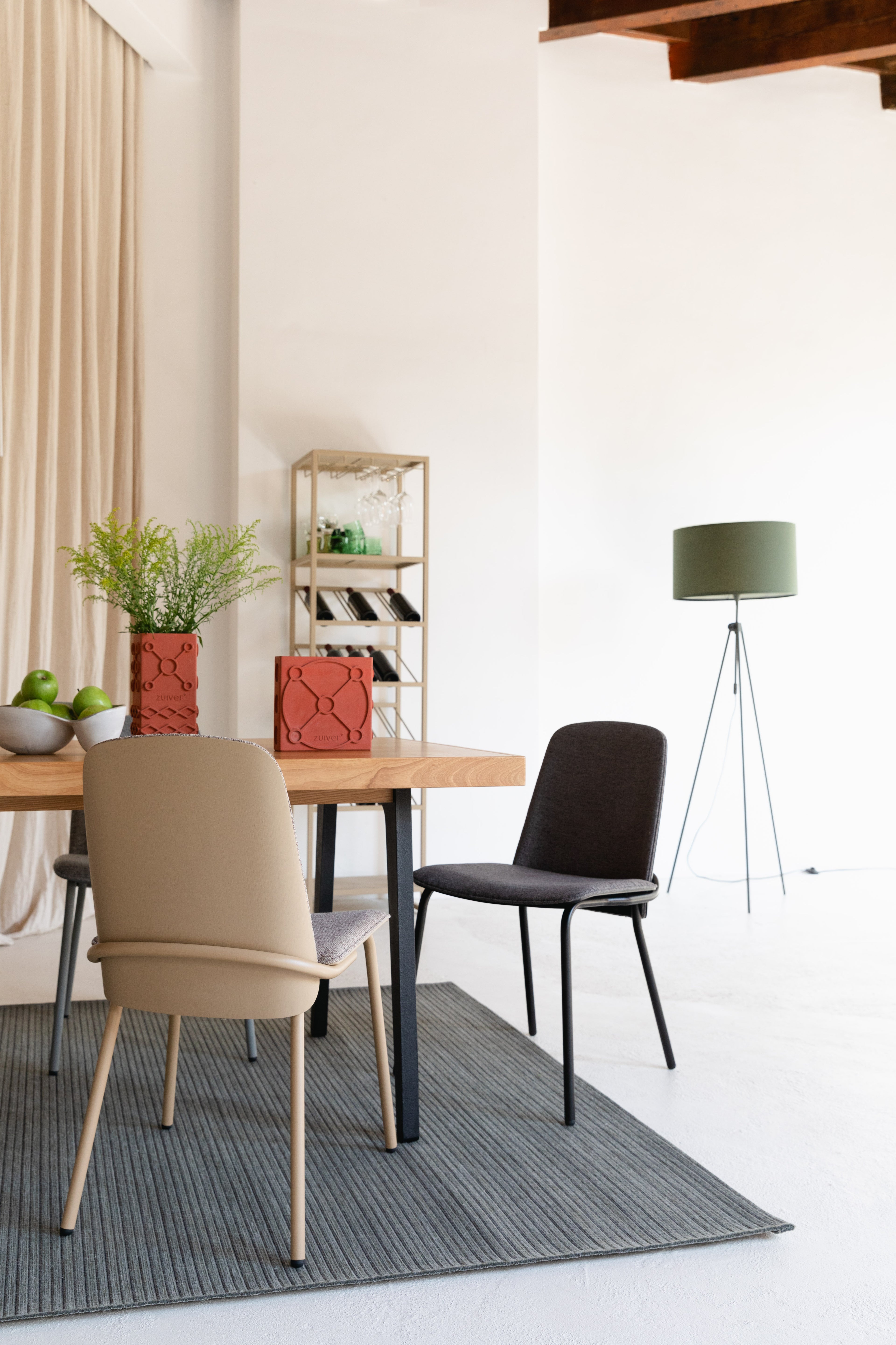 Clip - Dining Room Chair - Fabric - Black/Grey