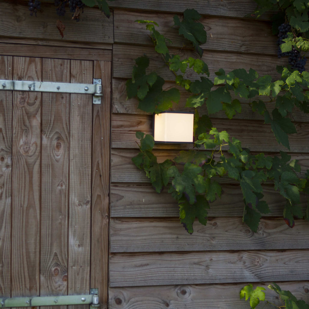 Doblo Cube - Mains Wall Light - Aluminium - Dark Grey